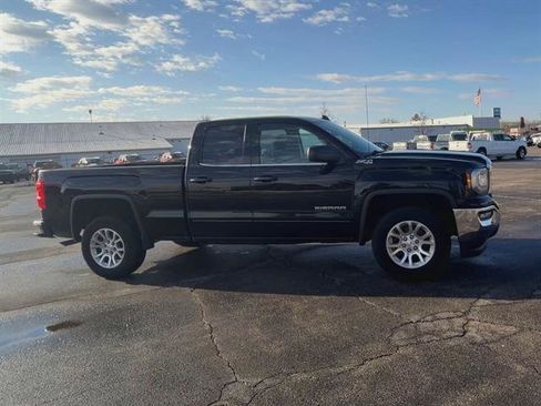 Used 2018 GMC Sierra 1500 SLE w/ SLE Value Package image 24