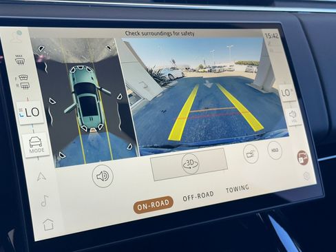 New 2025 Land Rover Range Rover Sport Dynamic SE image 19