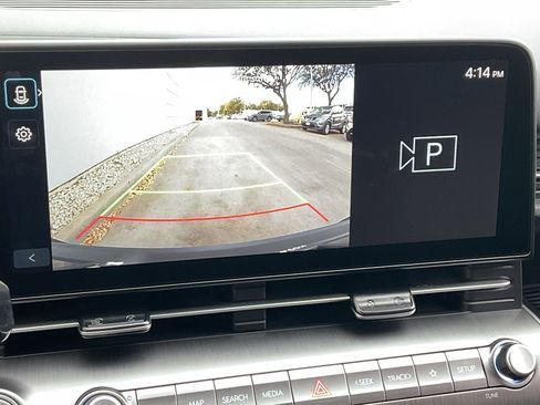 Used 2025 Hyundai Kona SEL image 30