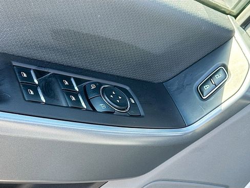 Used 2023 Ford F150 XLT image 18