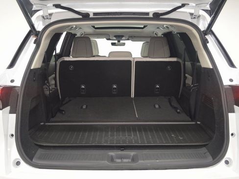 Certified 2026 INFINITI QX60 Luxe w/ Cargo Package FWD image 44