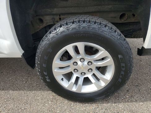 Used 2018 Chevrolet Silverado 1500 LT w/ All Star Edition image 28