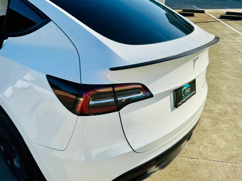 Used 2023 Tesla Model Y Performance AWD/4WD image 50