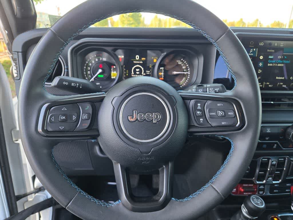 Used 2024 Jeep Wrangler Unlimited Rubicon 4xe AWD/4WD image 22