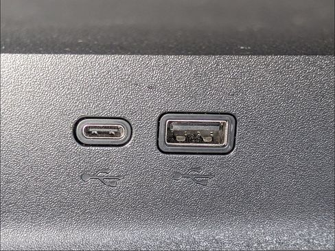 Used 2025 Chevrolet Equinox LT w/ Convenience Package II FWD image 27