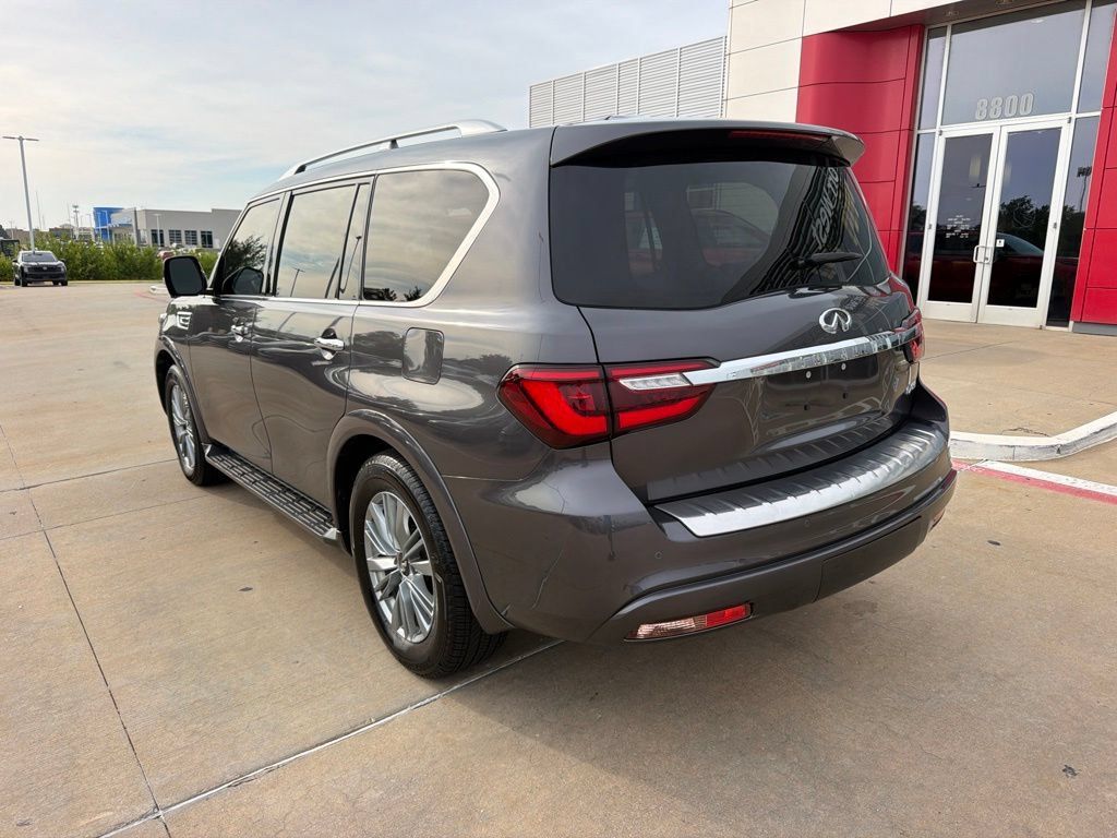Used 2024 INFINITI QX80 Luxe RWD image 3