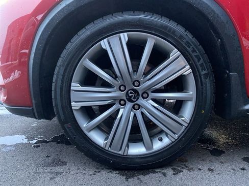 Used 2022 INFINITI QX50 Sensory image 30