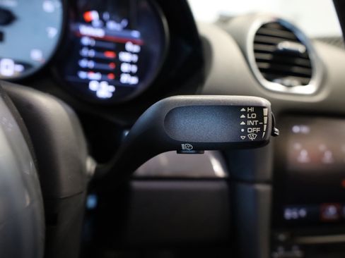 Used 2018 Porsche 718 Cayman S image 23