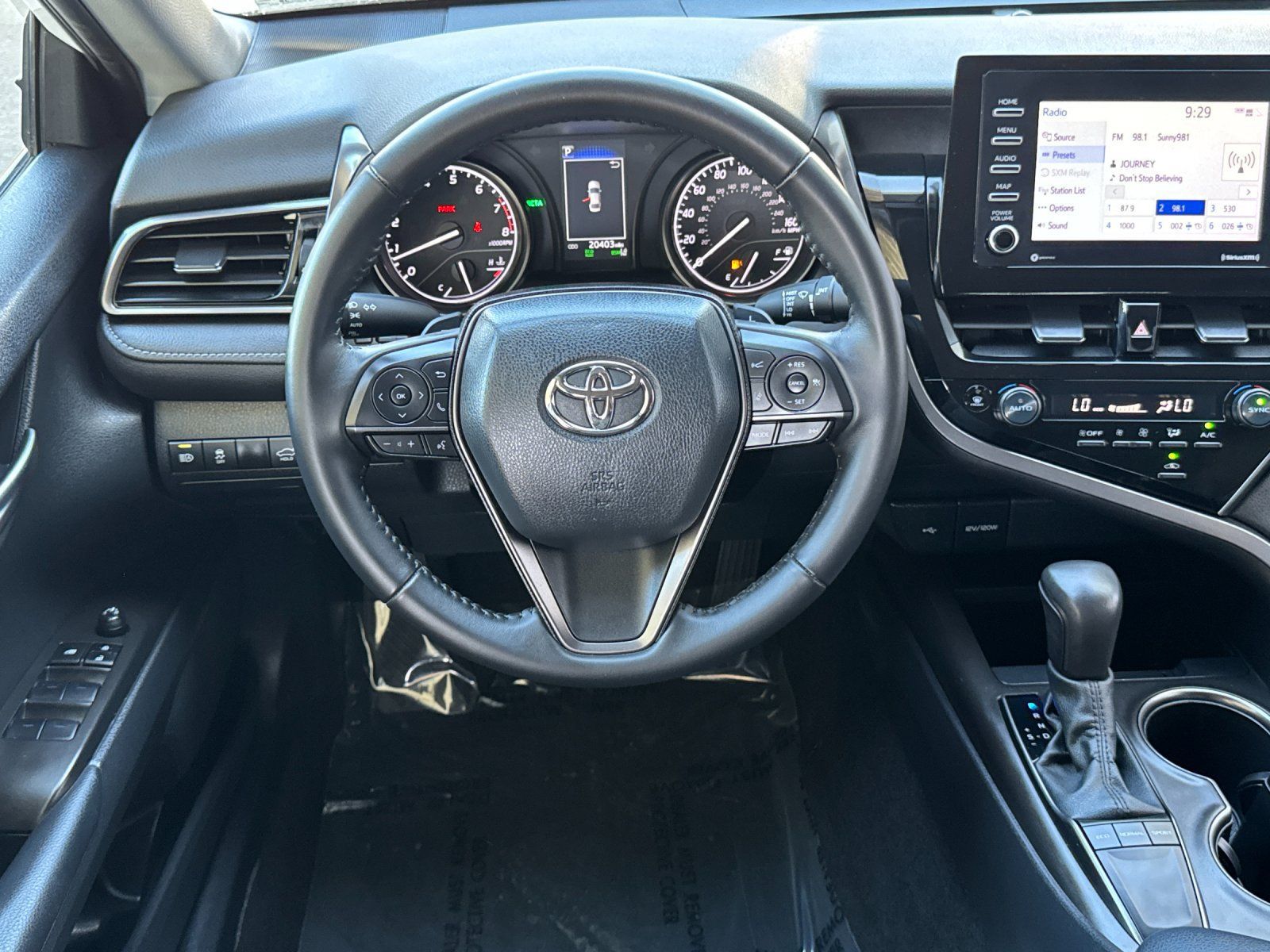 Used 2024 Toyota Camry SE w/ Convenience Package FWD image 13