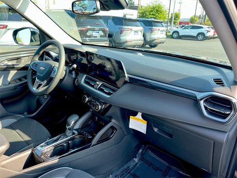 New 2026 Chevrolet TrailBlazer LT w/ Convenience Package image 23