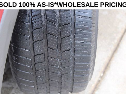Used 2015 Lincoln MKC FWD w/ Equipment Group 101A Select image 13