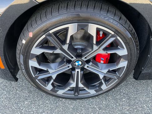 New 2026 BMW 330i Sedan w/ M Sport Package image 27