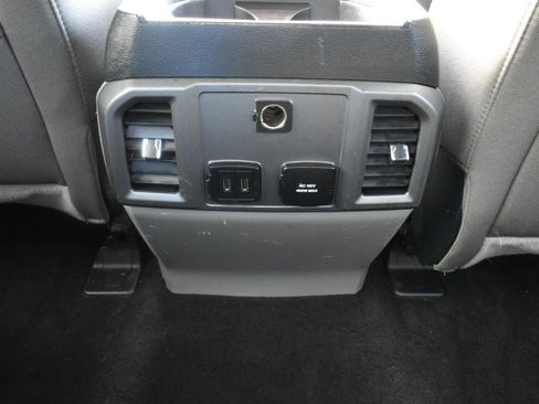 Used 2018 Ford F150 XLT w/ Equipment Group 302A Luxury AWD/4WD image 39