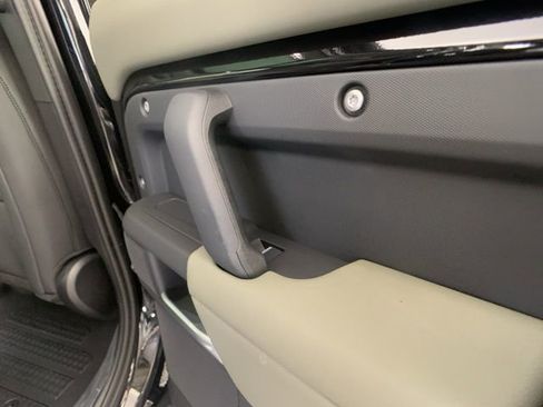 Certified 2025 Land Rover Defender 110 S image 32