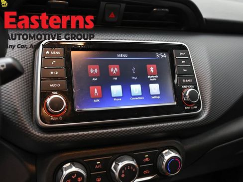 Used 2024 Nissan Kicks S FWD image 18