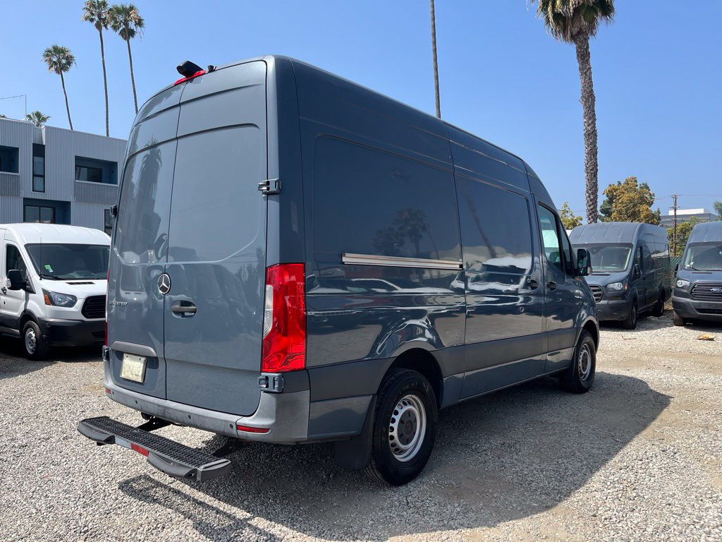 Used 2019 Mercedes-Benz Sprinter 144 image 8