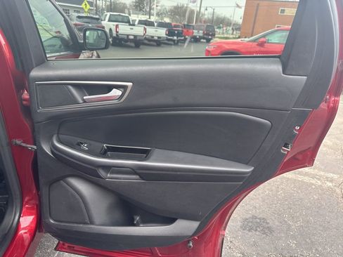 Used 2015 Ford Edge SEL w/ Equipment Group 201A image 35