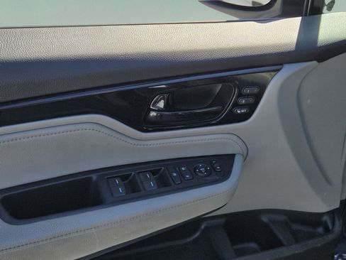 Used 2022 Honda Odyssey Touring image 8