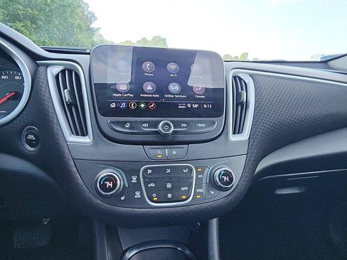 Used 2024 Chevrolet Malibu LT FWD image 14