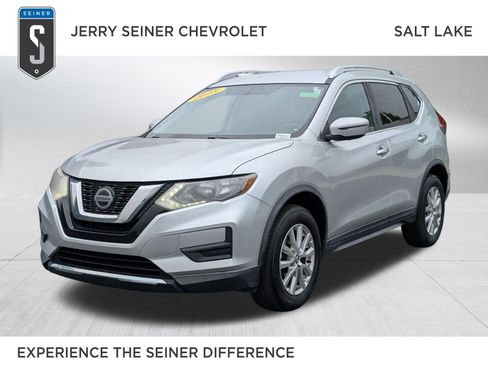 Used 2018 Nissan Rogue SV AWD/4WD image 1