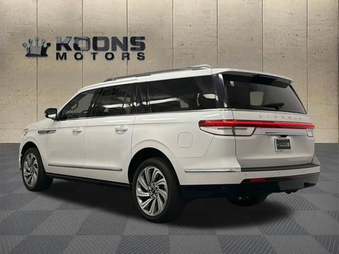 Used 2022 Lincoln Navigator L Reserve AWD/4WD image 6