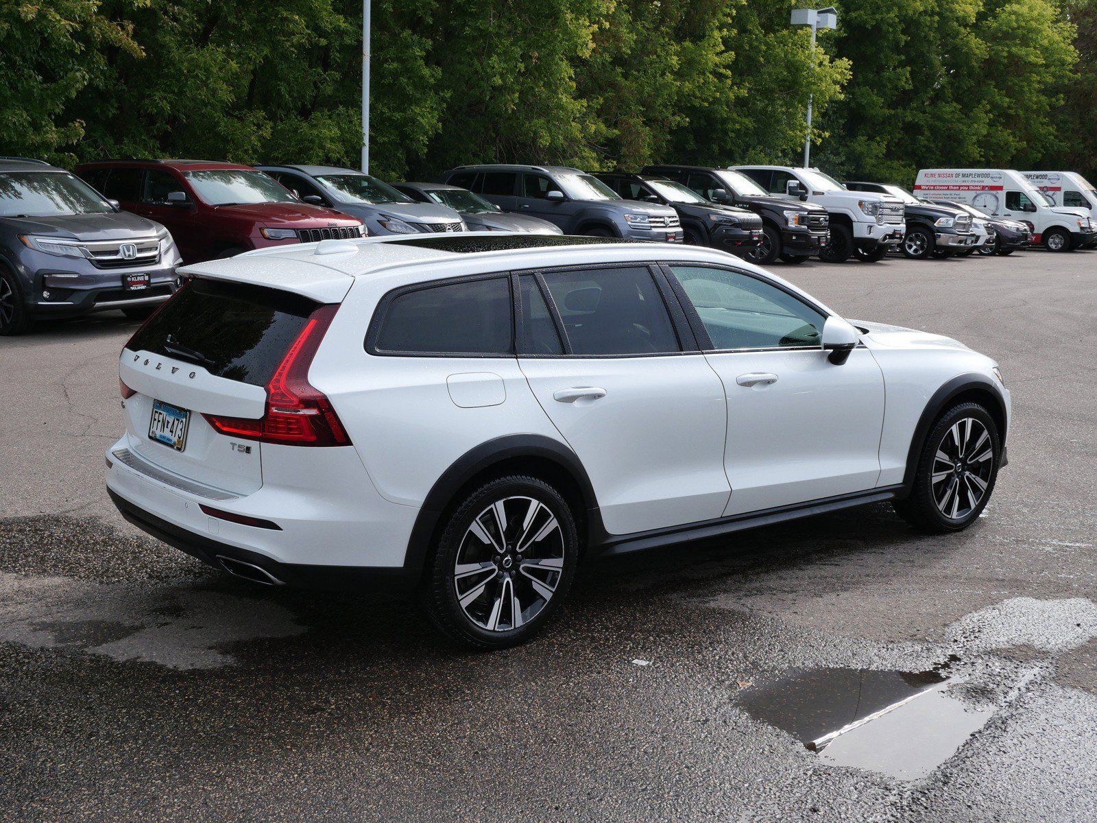 Used 2020 Volvo V60 T5 Cross Country w/ Protection Package Premier AWD/4WD image 7