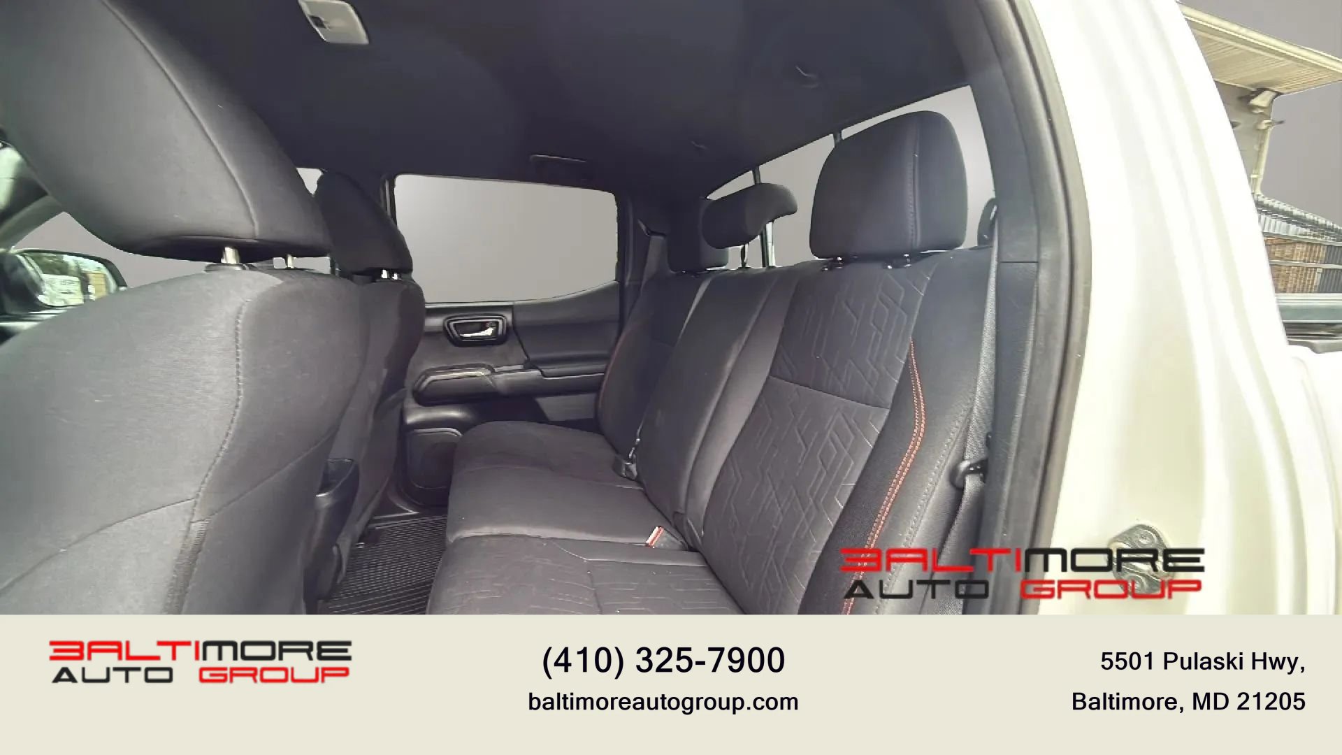 Used 2017 Toyota Tacoma TRD Sport w/ Tow Package (A/T) AWD/4WD image 28