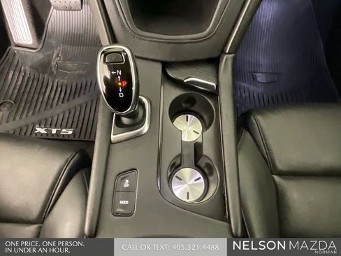 Used 2019 Cadillac XT5 Premium Luxury FWD image 34