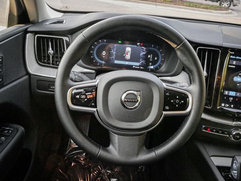 Used 2025 Volvo XC60 B5 Plus w/ Climate Package image 18