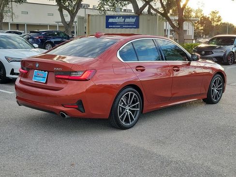 Used 2021 BMW 330i Sedan w/ Driving Assistance Package image 11