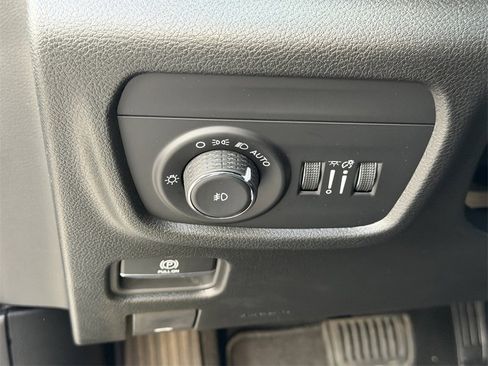 New 2025 Jeep Grand Cherokee L Limited image 14