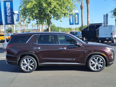 Used 2020 Hyundai Palisade SEL FWD image 3