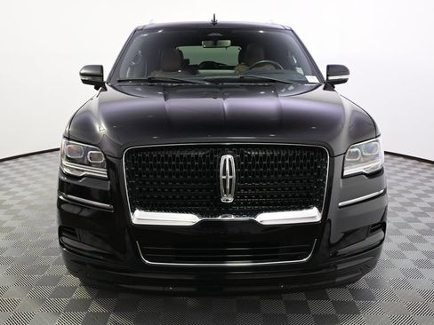 Used 2024 Lincoln Navigator Reserve w/ Equipment Group 201A AWD/4WD image 10
