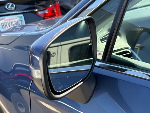 Used 2019 Subaru Outback 3.6R Limited AWD/4WD image 19