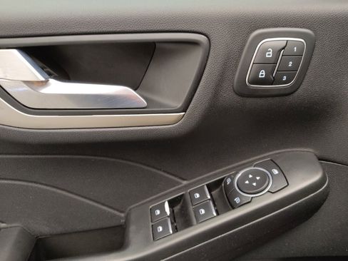 Used 2022 Ford Escape SEL w/ Technology Package image 27