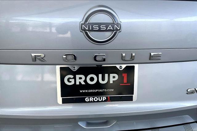 Certified 2022 Nissan Rogue SV FWD image 10