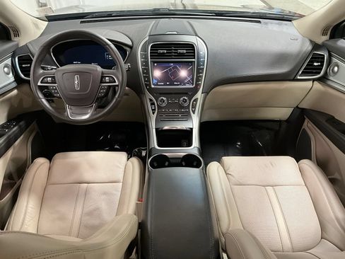 Used 2020 Lincoln Nautilus Reserve w/ Equipment Group 202A AWD/4WD image 16
