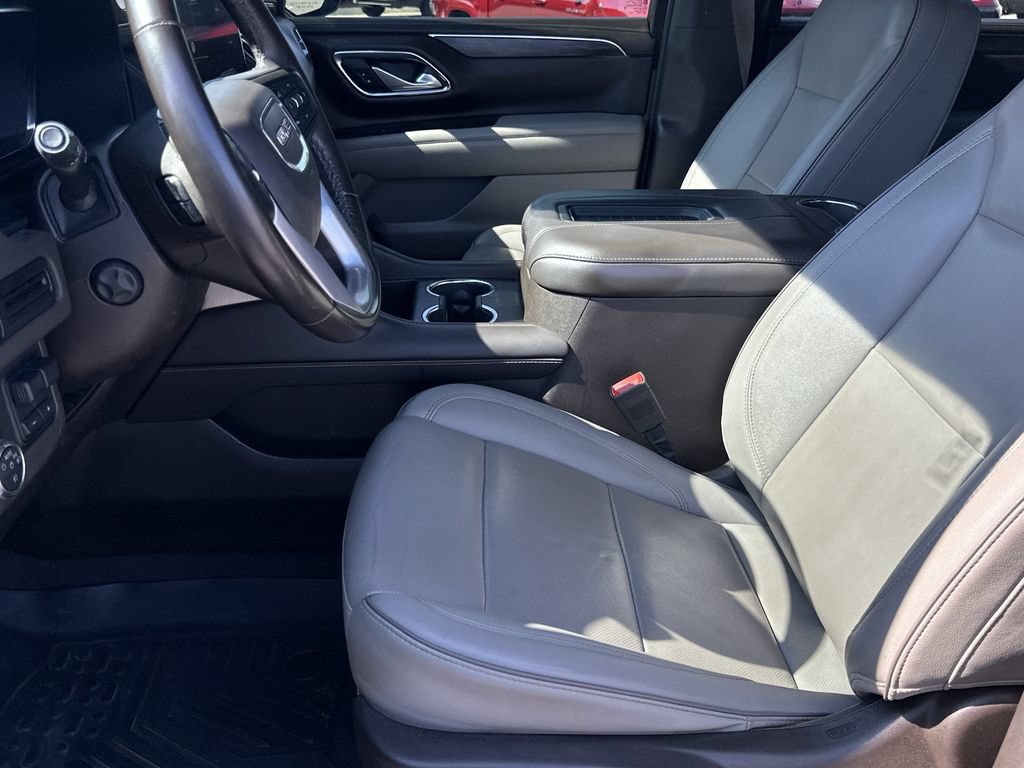 Used 2022 GMC Yukon SLT w/ SLT Luxury Package AWD/4WD image 14