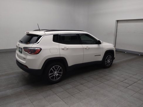 Used 2018 Jeep Compass Latitude w/ Popular Equipment Group FWD image 10