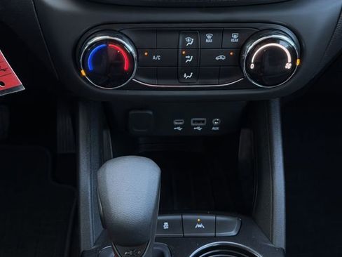 Used 2022 Chevrolet TrailBlazer LS image 18