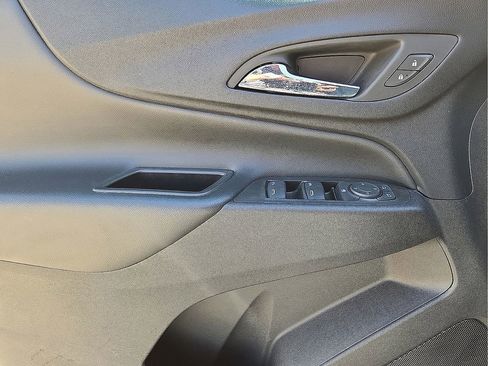 Used 2022 Chevrolet Equinox LT image 21