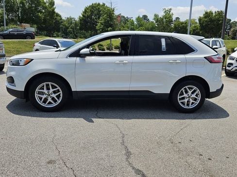Used 2024 Ford Edge SEL AWD/4WD image 5