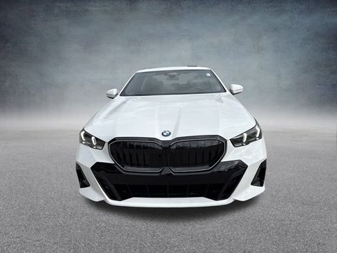 New 2026 BMW 530i xDrive image 8