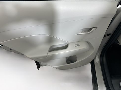 Used 2024 Hyundai Kona SEL FWD image 25
