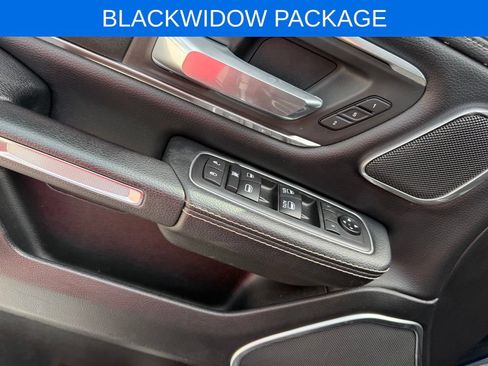 Used 2020 RAM 1500 Laramie AWD/4WD image 6