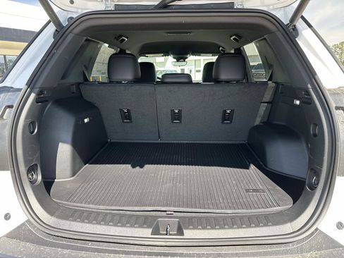 New 2026 GMC Terrain Elevation w/ Elevation Premium Package image 11