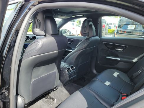 Used 2025 Mercedes-Benz C 300 Sedan image 14