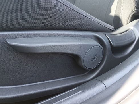 Certified 2024 Hyundai Elantra SEL w/ Convenience Package image 22