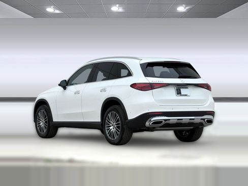 New 2026 Mercedes-Benz GLC 300 image 3