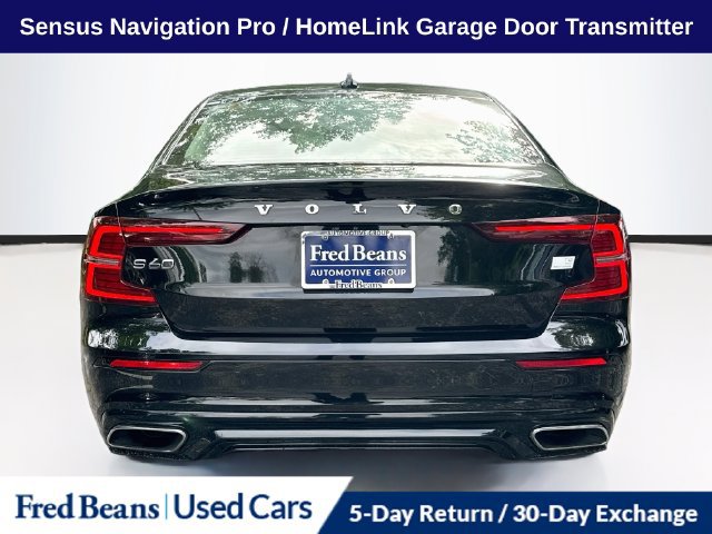 Used 2022 Volvo S60 T8 R-Design Expression w/ Premium Package AWD/4WD image 8